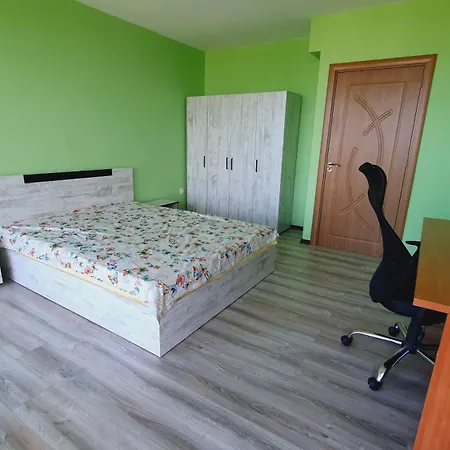 Гостевой дом двойна с балкон и гледка към морето 3*